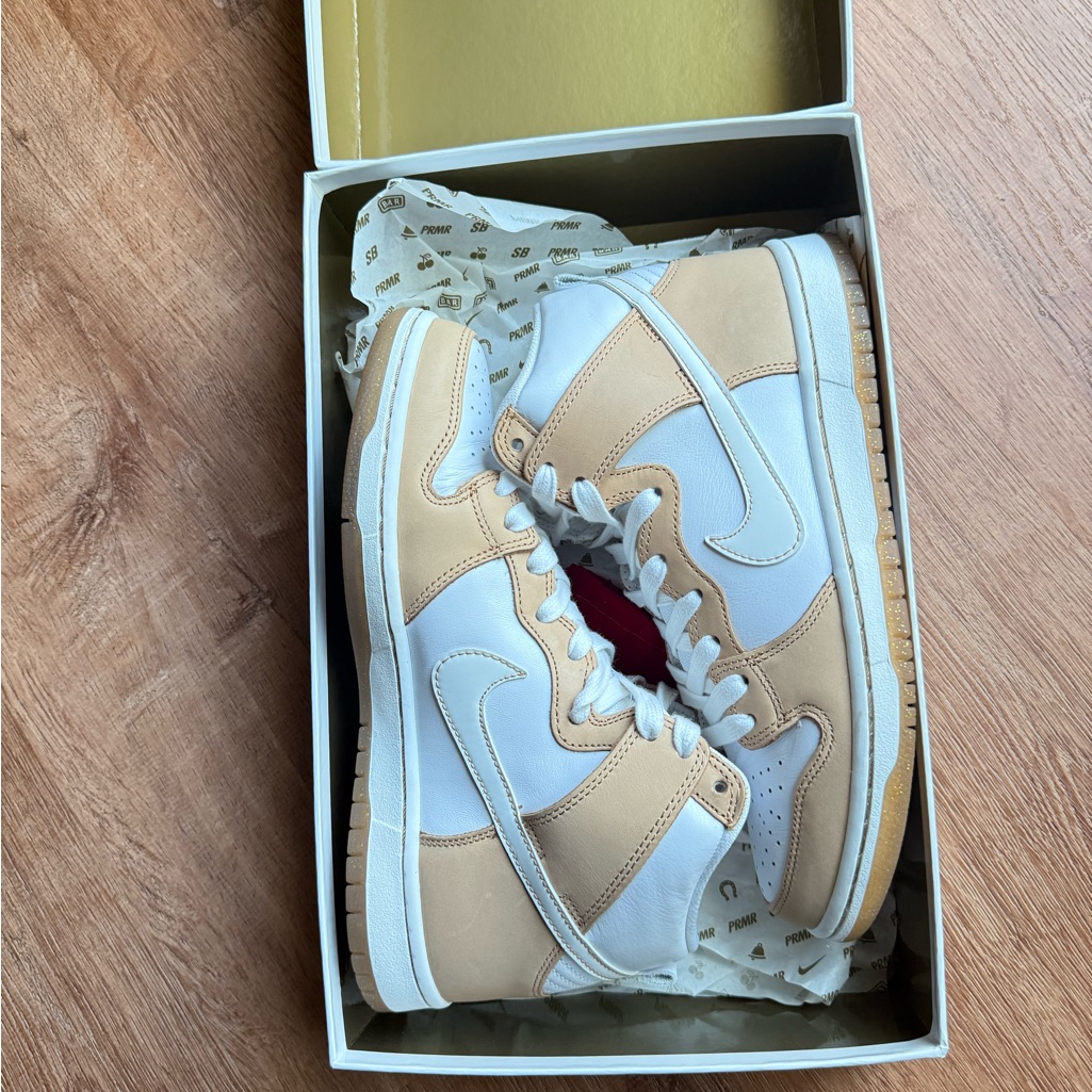 Nike X Premier Prmr Skateboards Dunk High White And Beige High-Top Sneakers